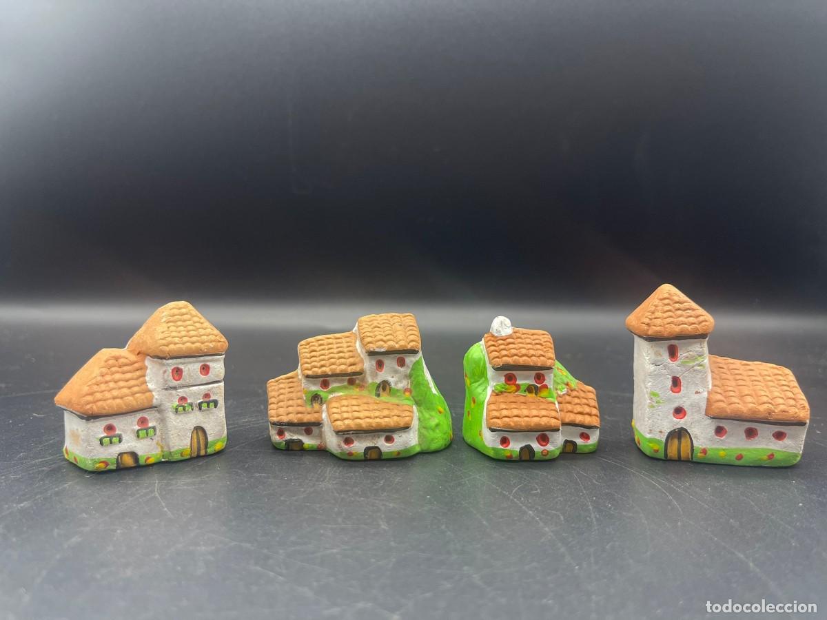Antig&uuml;edades: JUEGO DE 4 CASITAS DE ARCILLA - Foto 5