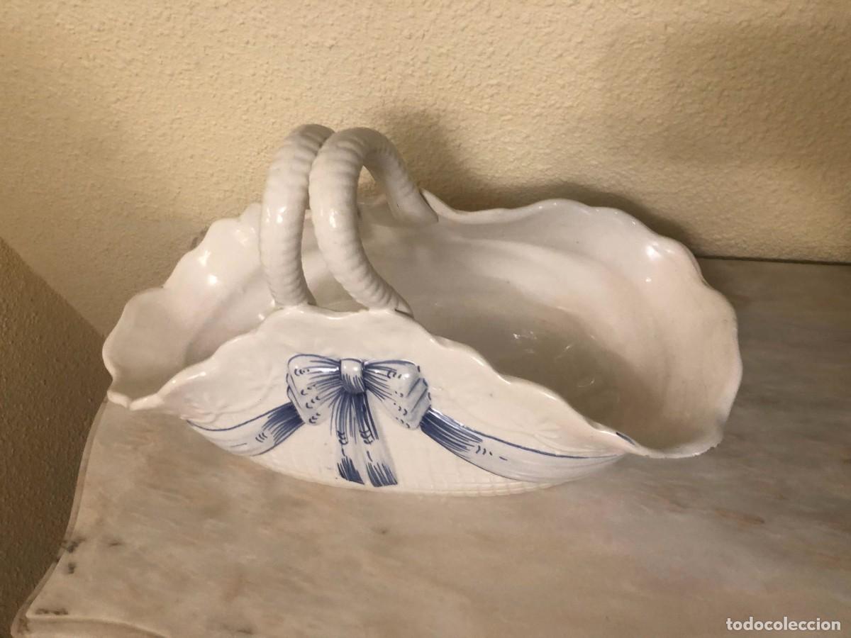 Antig&uuml;edades: Bonito centro de porcelana - Foto 3