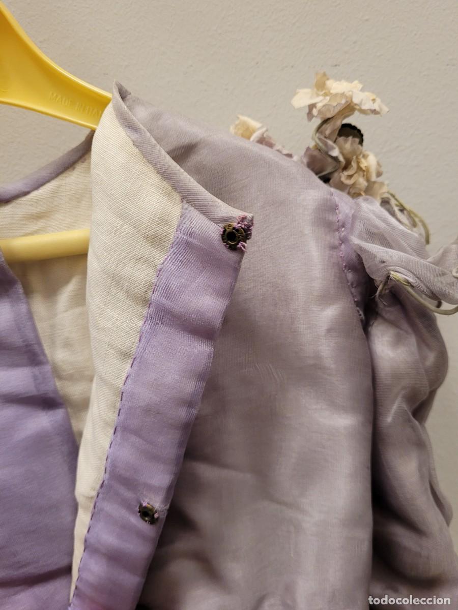 Antig&uuml;edades: Vestido infantil en seda, finales S. XIX - Foto 10