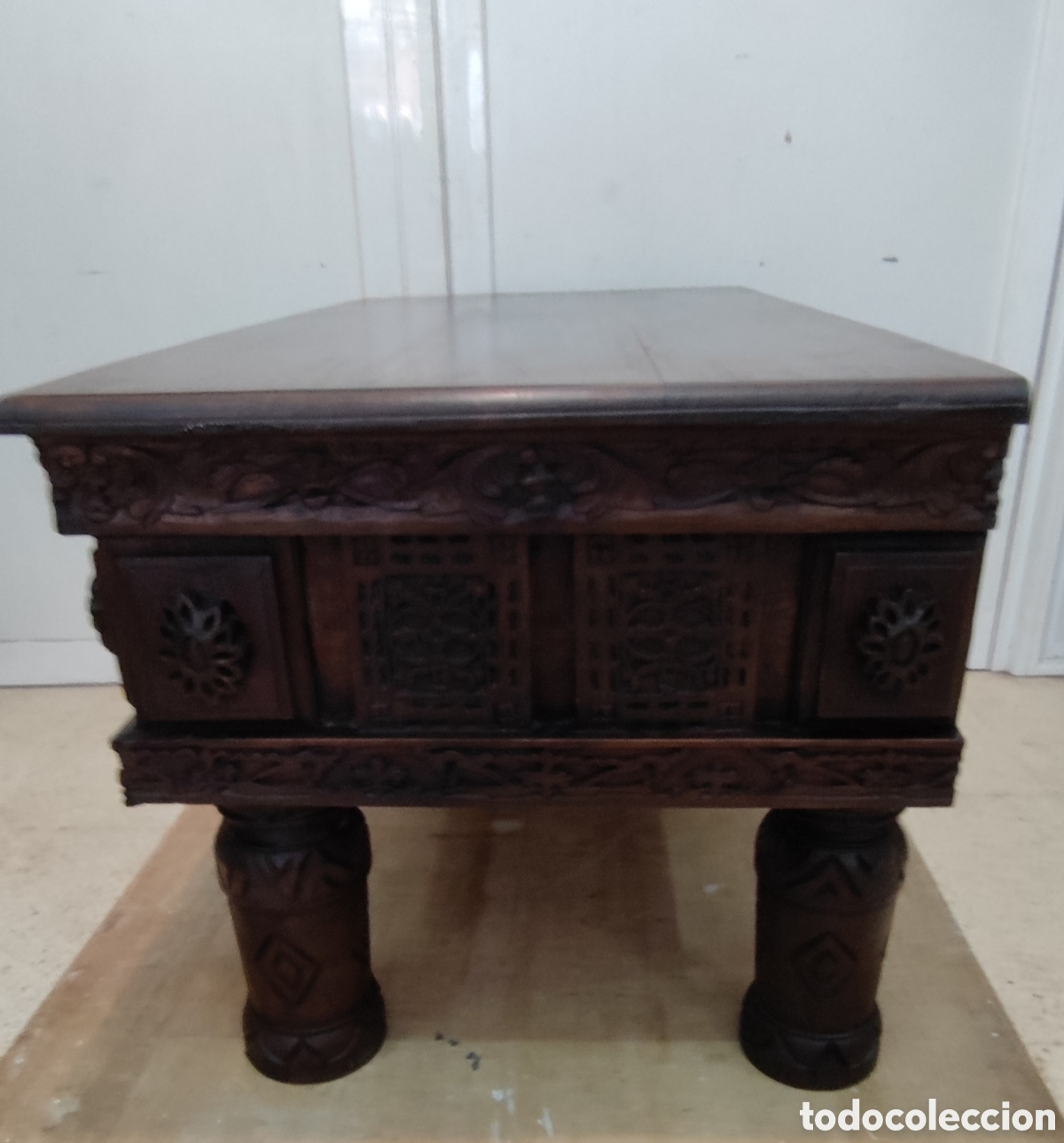 Antig&uuml;edades: Mesa de sof&aacute; tallada ,de la Isla de Java - Foto 12