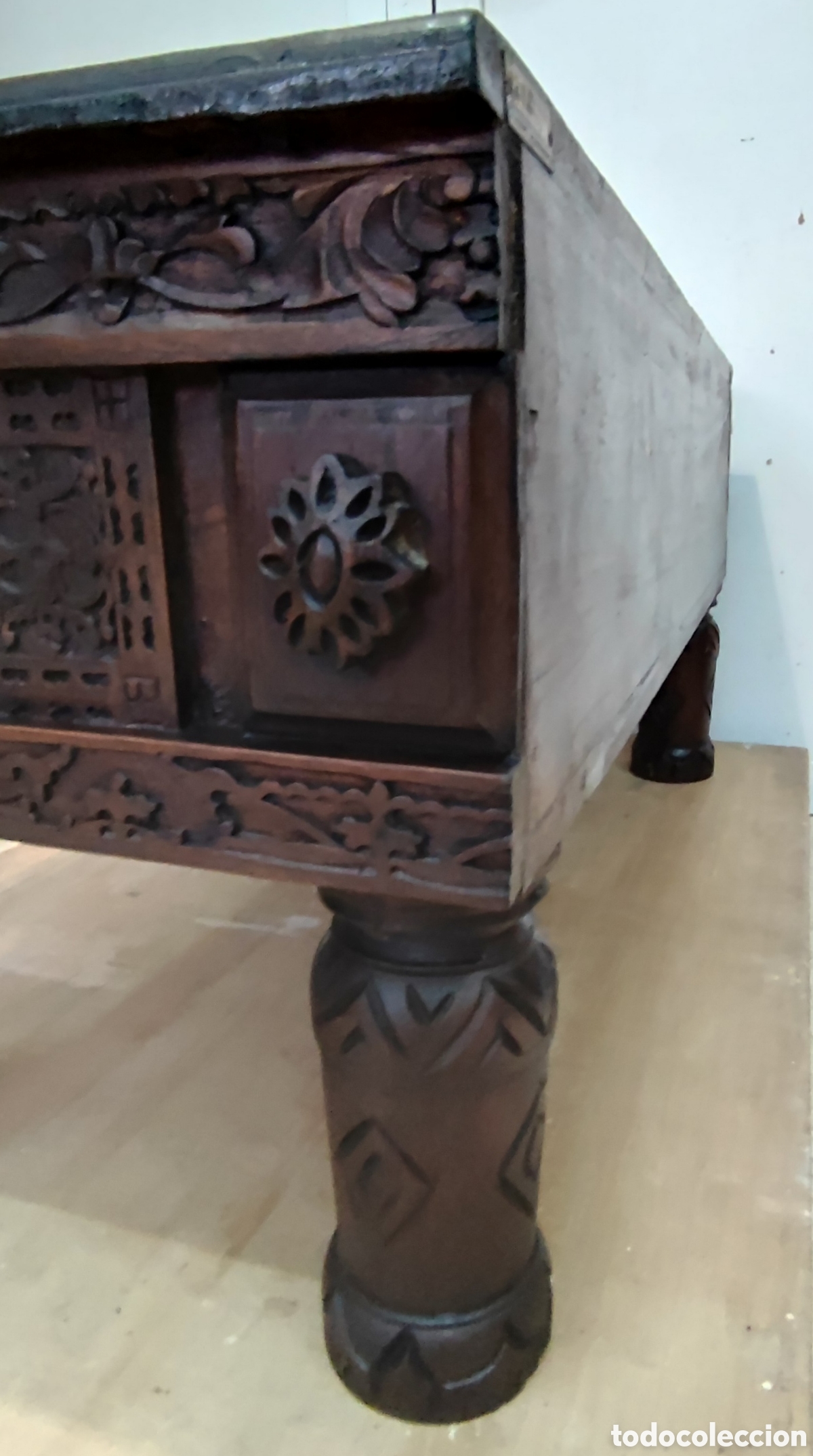 Antig&uuml;edades: Mesa de sof&aacute; tallada ,de la Isla de Java - Foto 14