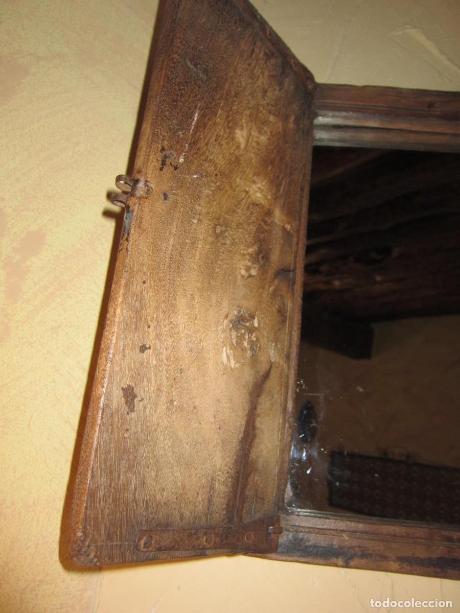 Antig&uuml;edades: Antigua Ventana con Espejo - Foto 3