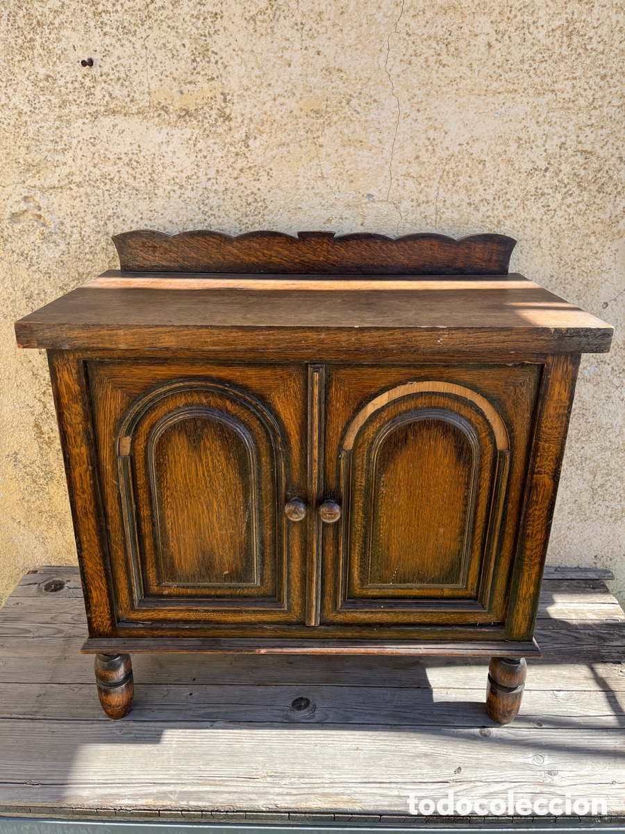 Antig&uuml;edades: Mesilla antigua en madera de roble, para restaurar. - Foto 2