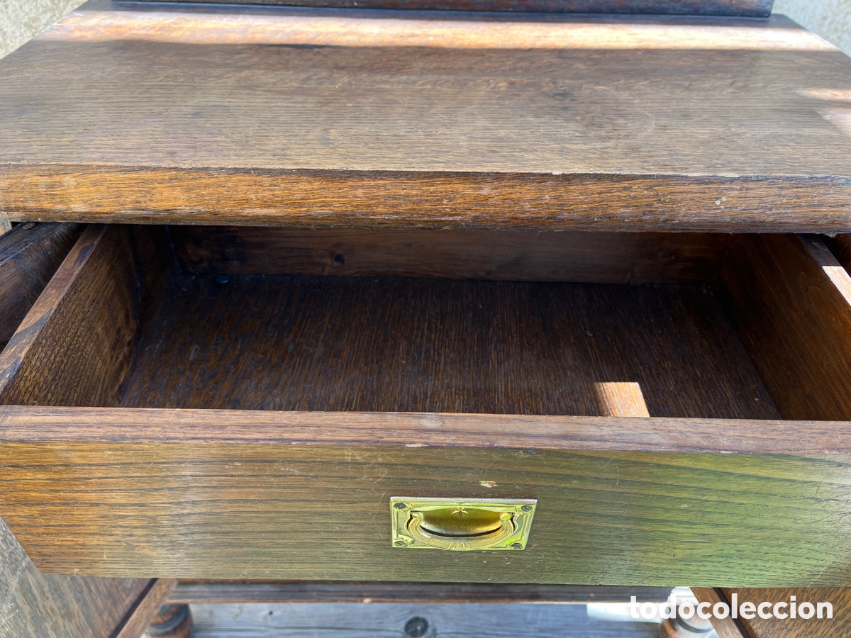 Antig&uuml;edades: Mesilla antigua en madera de roble, para restaurar. - Foto 10