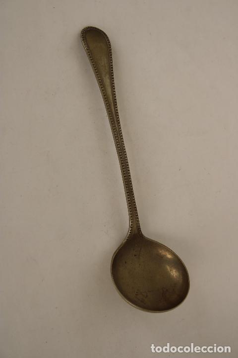 Antig&uuml;edades: cucharon de servir plateado - Foto 2