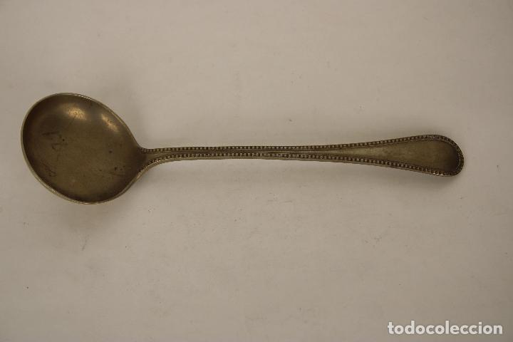 Antig&uuml;edades: cucharon de servir plateado - Foto 3