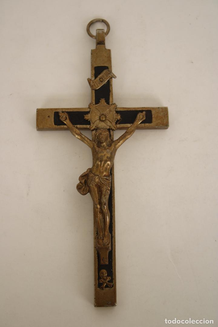Antig&uuml;edades: crucifijo de metal - Foto 5