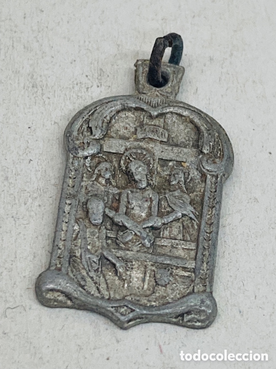 Antig&uuml;edades: Medalla met&aacute;lica religiosa - Foto 1