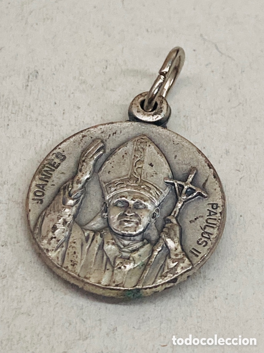 Antig&uuml;edades: Medalla religiosa met&aacute;lica - Foto 1