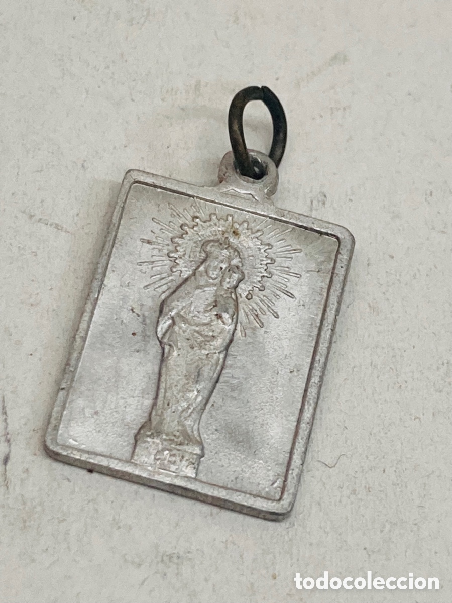 Antig&uuml;edades: Medalla religiosa met&aacute;lica - Foto 2