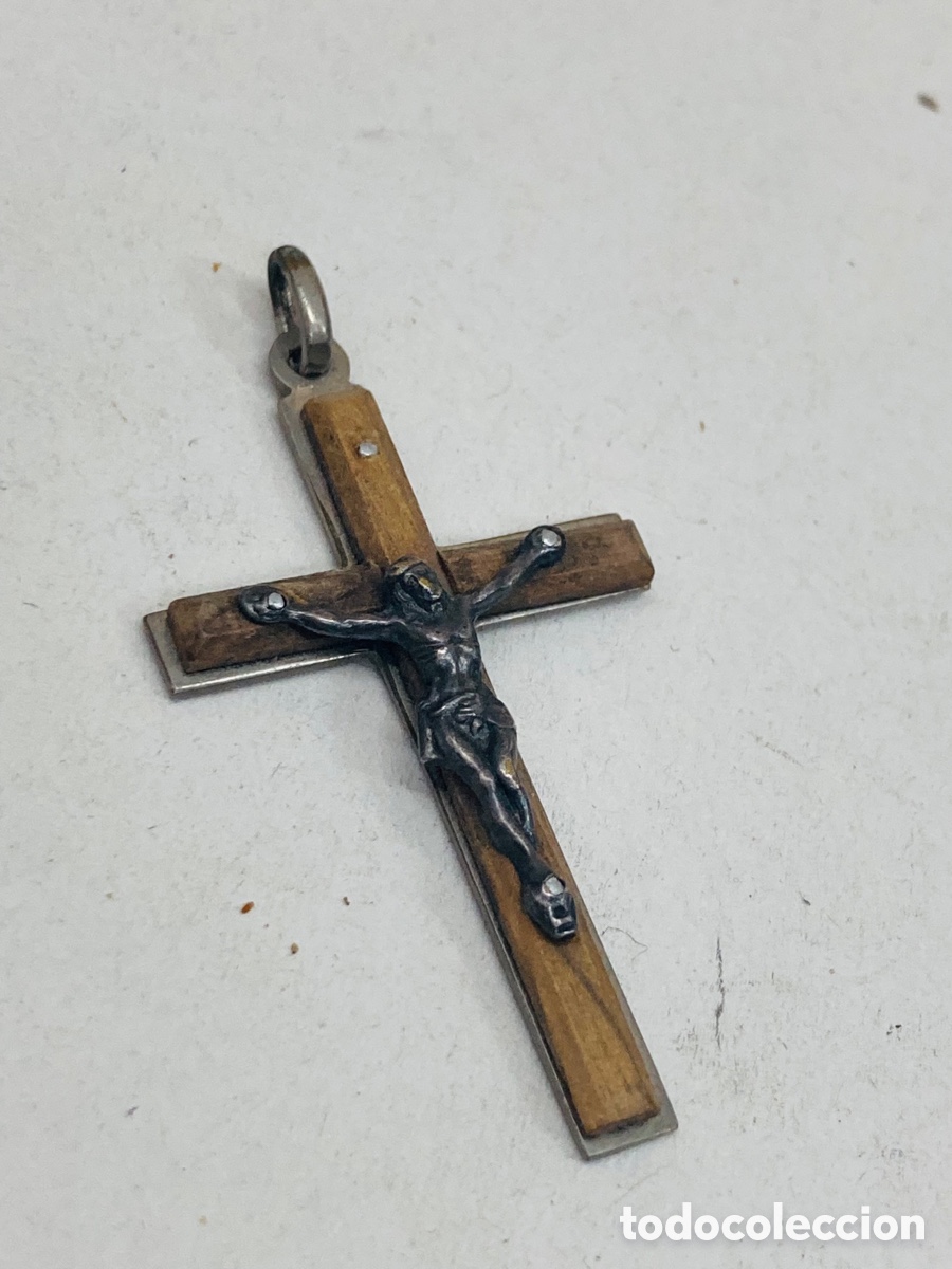 Antig&uuml;edades: Cruz met&aacute;lica y madera - Foto 1