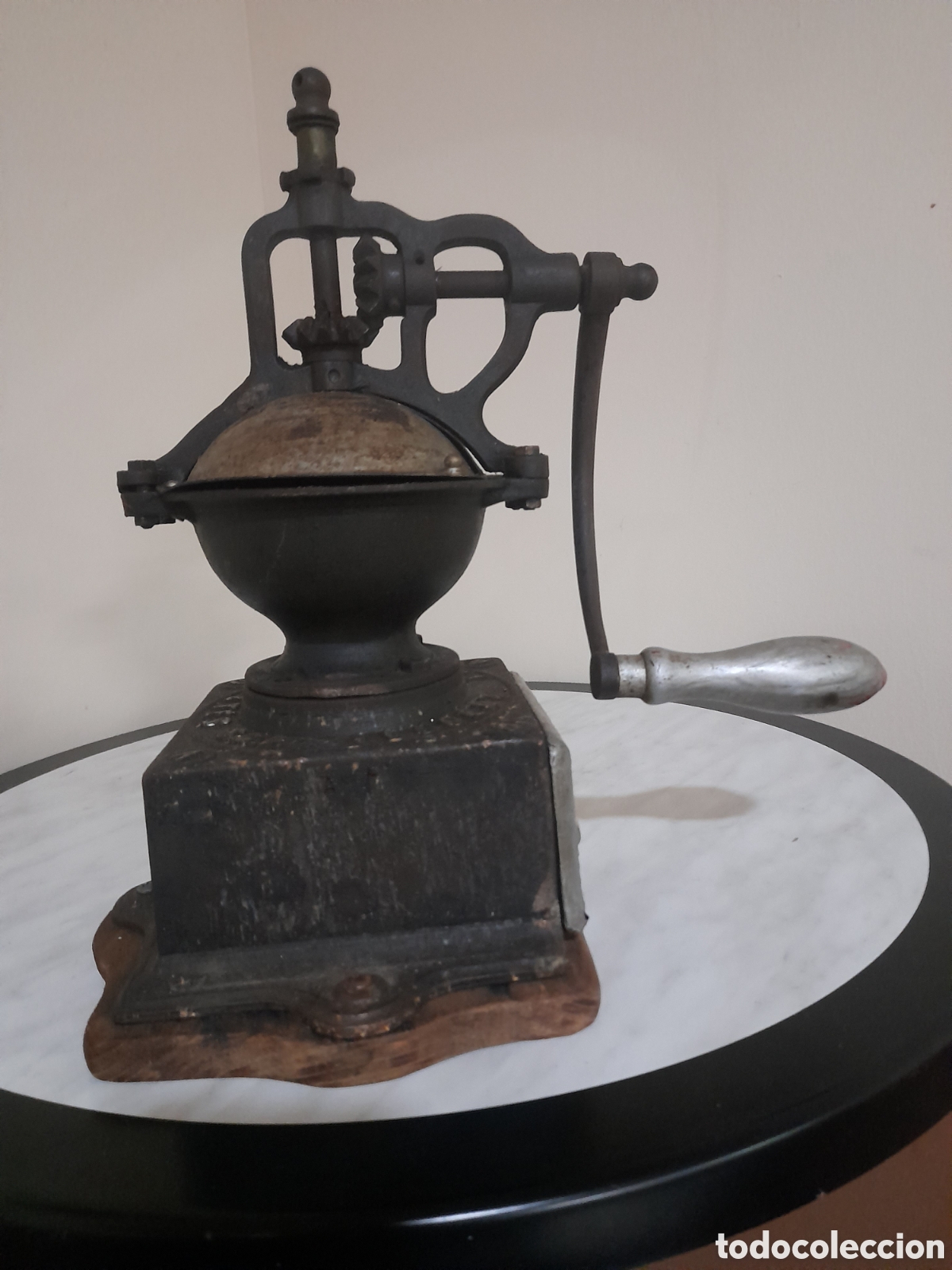 Antiguidades: Antiguo molinillo de caf&eacute; Peugeot, 33 cm de altura