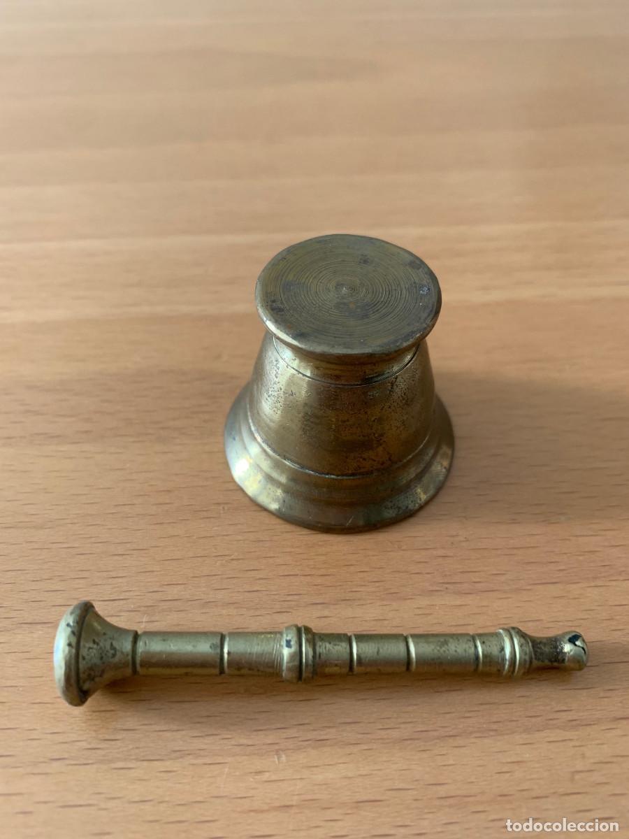 Antig&uuml;edades: Peque&ntilde;o almirez de bronce - Foto 2