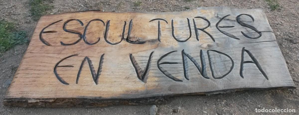 Antig&uuml;edades: Madera con inscripci&oacute;n Escultures en venda - Foto 2