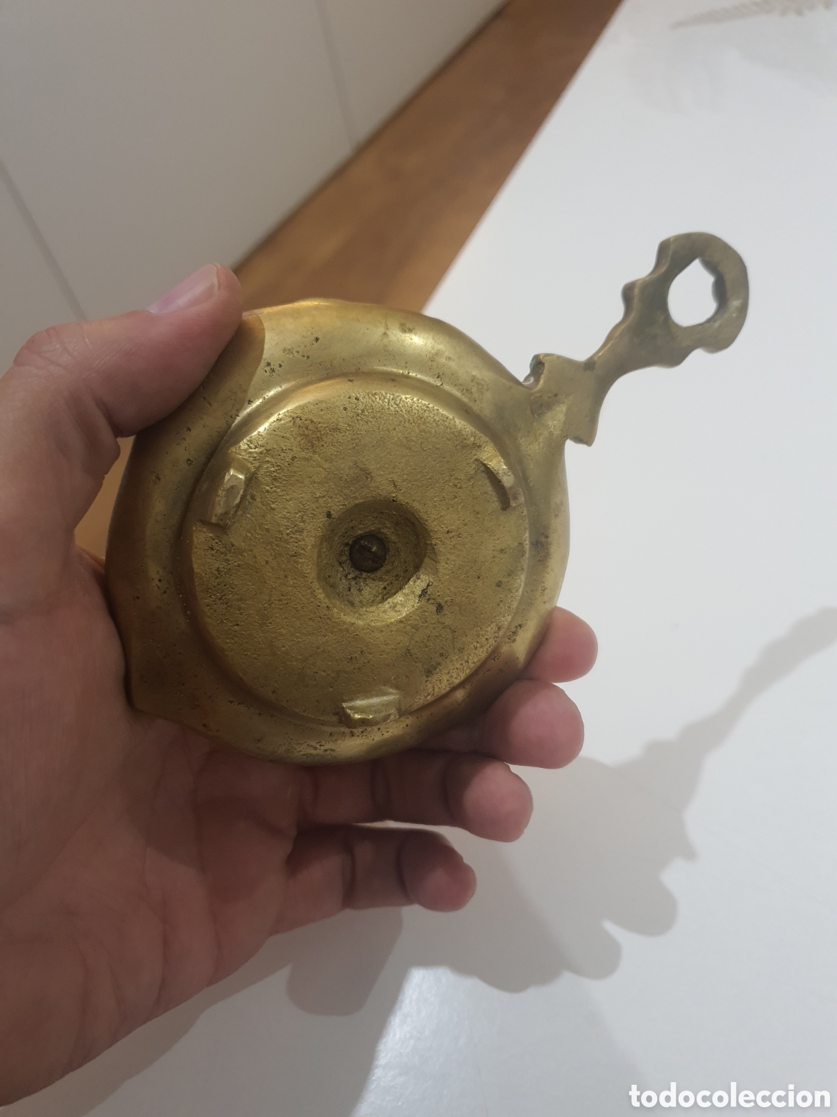 Antig&uuml;edades: palmatoria de bronce maciza - Foto 3