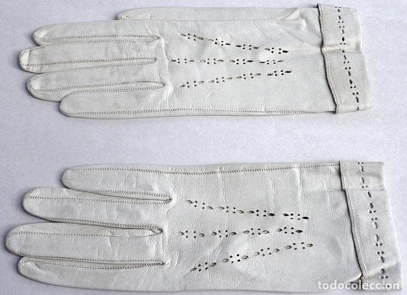 pareja de guantes blancos, calados, mujer, muy - Compra venta en  todocoleccion