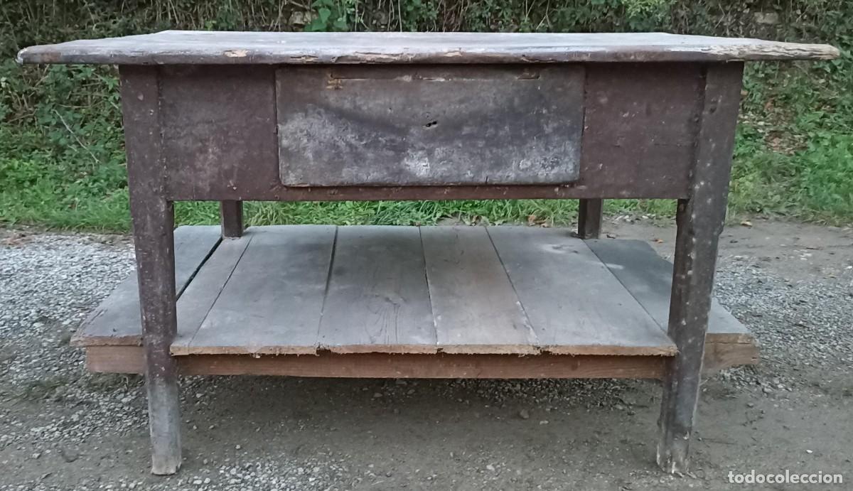 Antig&uuml;edades: Vieja mesa a restaurar - Foto 3