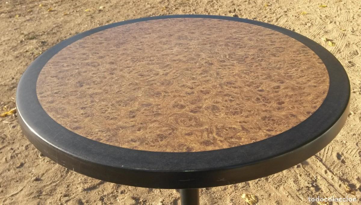Antig&uuml;edades: Mesa alta de madera y hierro - Foto 2