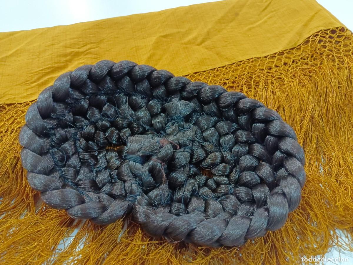 Antig&uuml;edades: Mo&ntilde;o de rosca para indumentaria tradicional - Foto 9