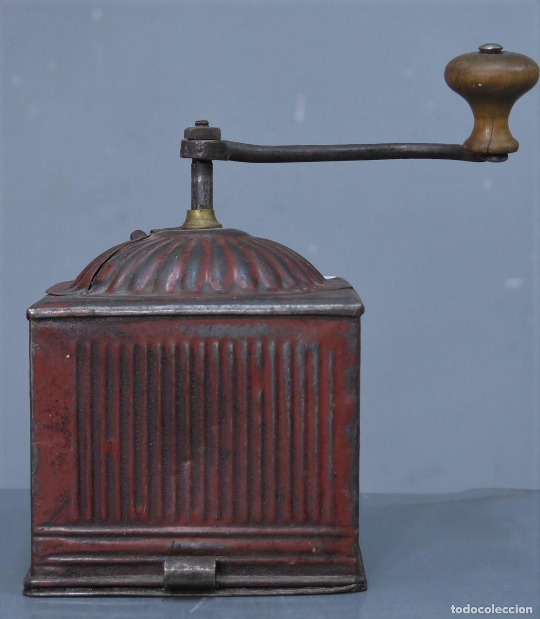 Antig&uuml;edades: MOLINILLO DE HIERRO. HACIA 1920 - Foto 1