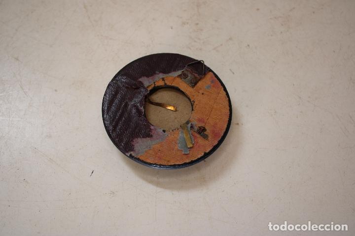 Antig&uuml;edades: antiguo marco redondo peque&ntilde;o - Foto 3