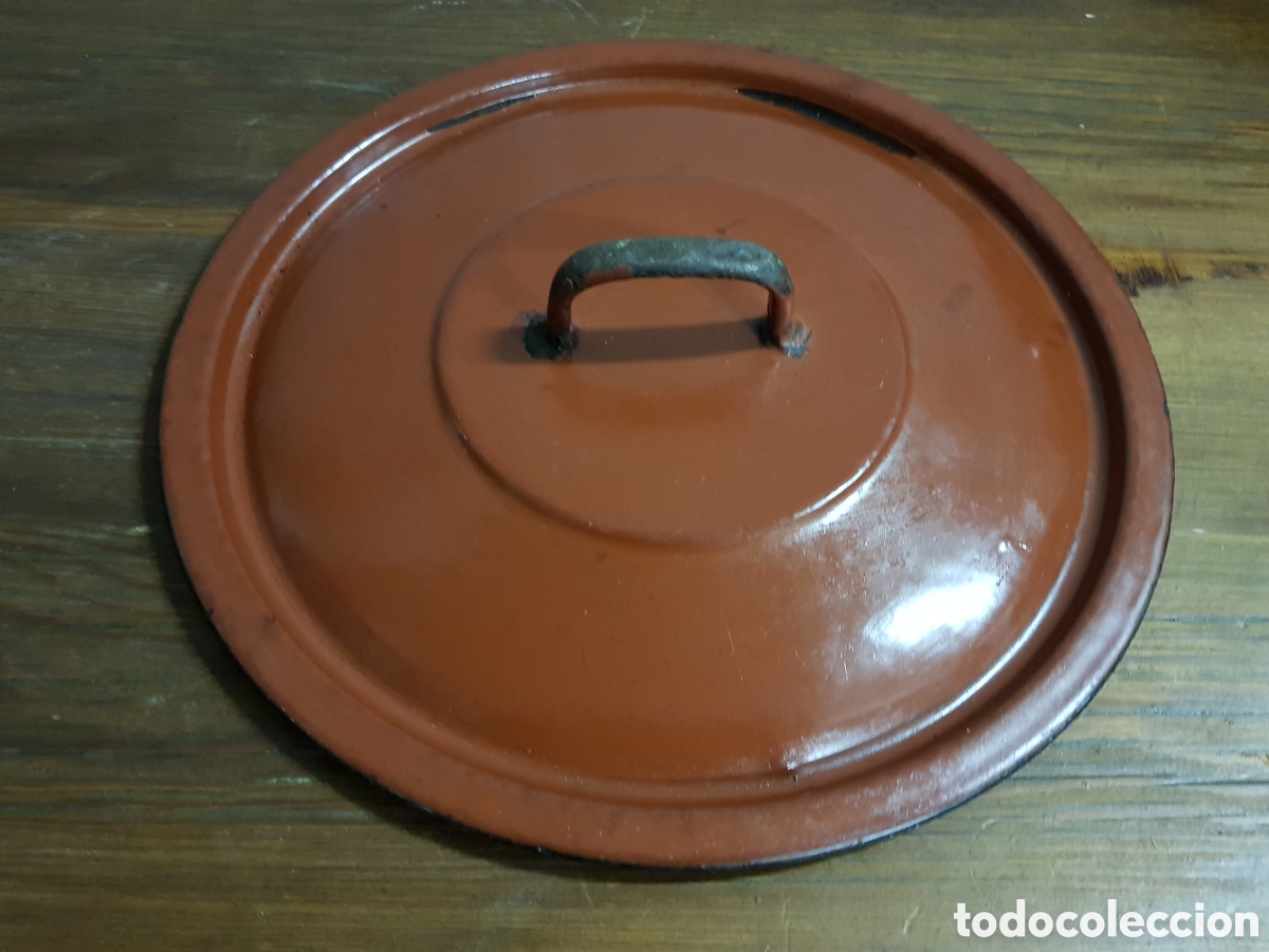 Antig&uuml;edades: Tapa de olla esmaltada - Foto 1