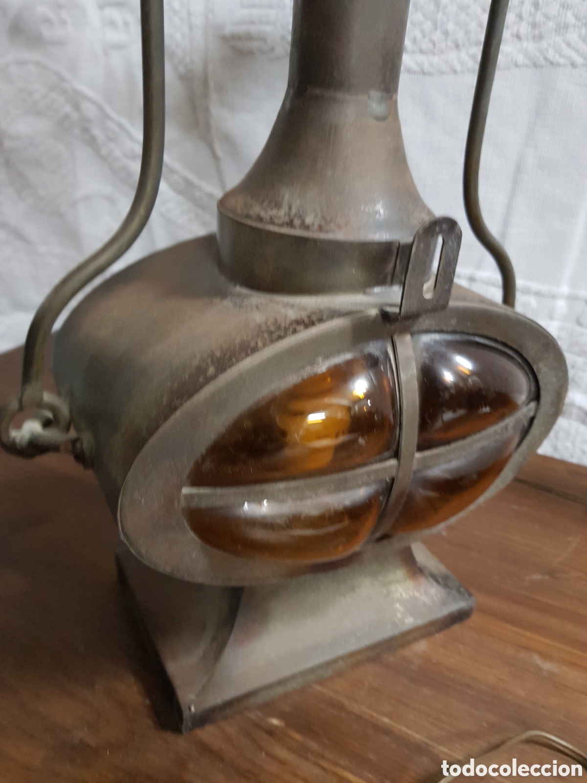 Antig&uuml;edades: Lampara de hierro y cristal soplado - Foto 1
