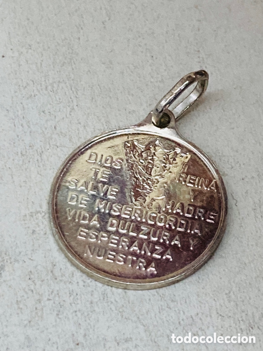 Antig&uuml;edades: Medalla de plata religiosa - Foto 2