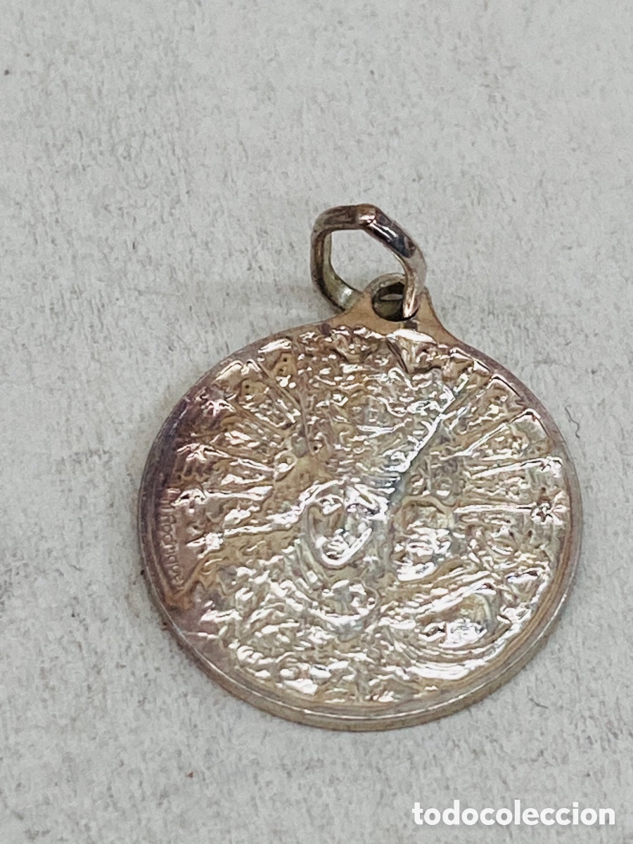 Antig&uuml;edades: Medalla de plata religiosa - Foto 1