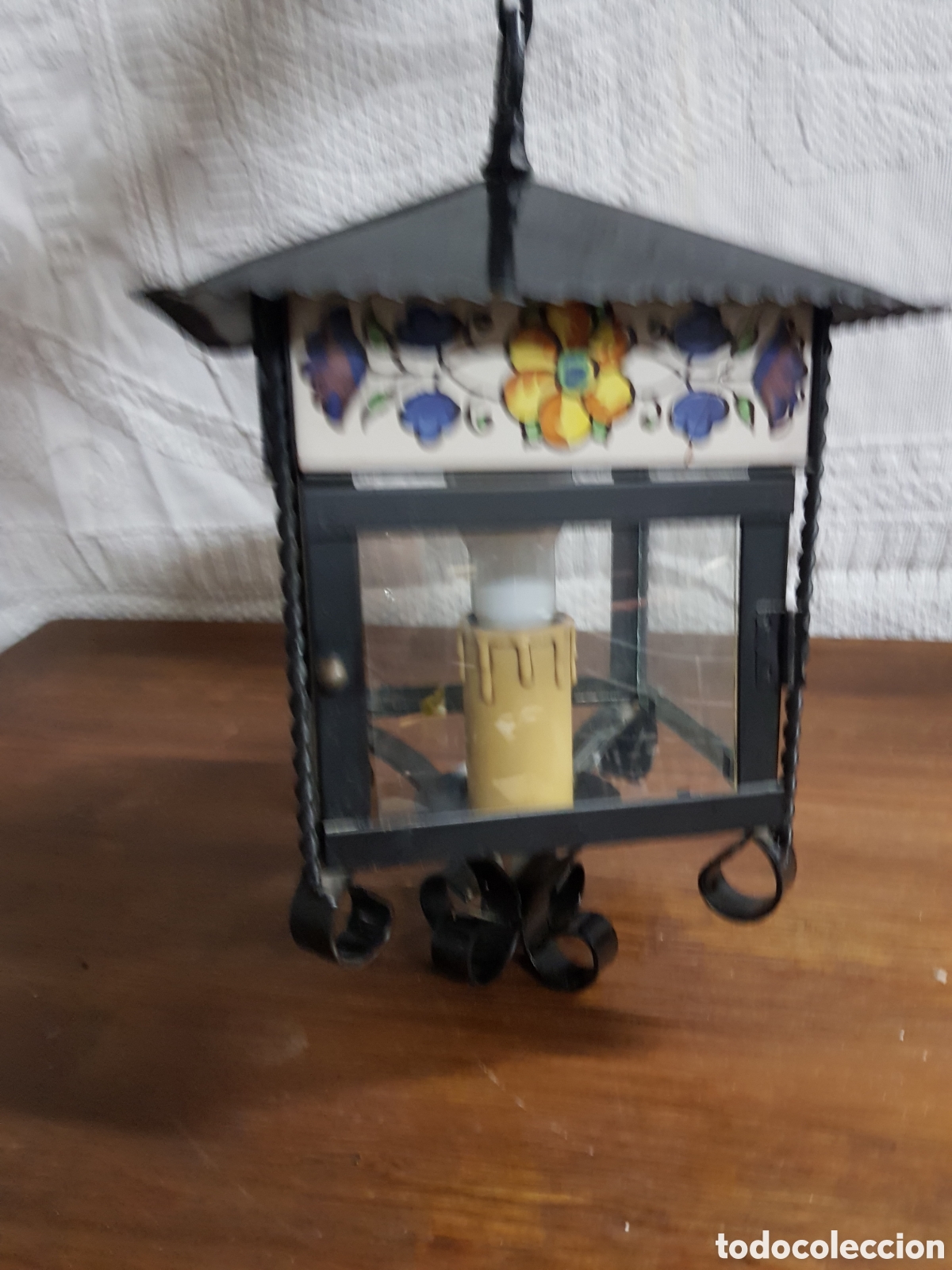 Antig&uuml;edades: Farol de techo hierro y cer&aacute;mica - Foto 1