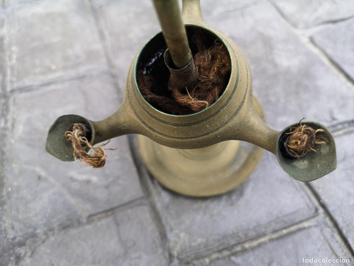 Antig&uuml;edades: Candil de tres brazos en bronce, antiguo - Foto 2