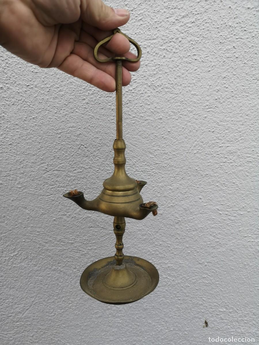 Antig&uuml;edades: Candil de tres brazos en bronce, antiguo - Foto 6