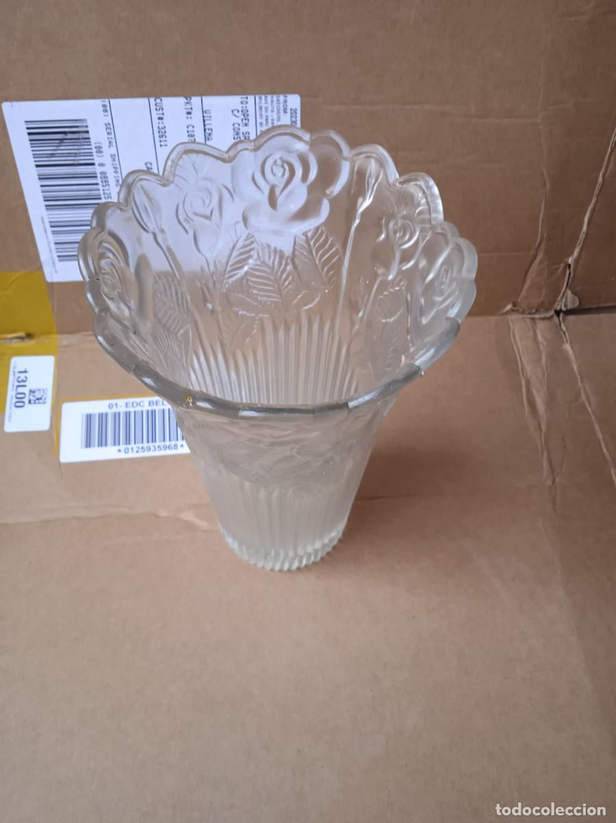 Antig&uuml;edades: Bonito florero antiguo - Foto 2