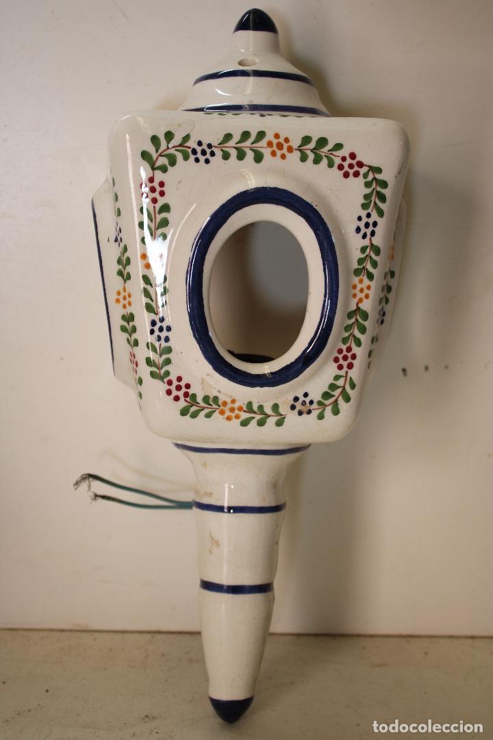 Antig&uuml;edades: aplique de ceramica - Foto 1