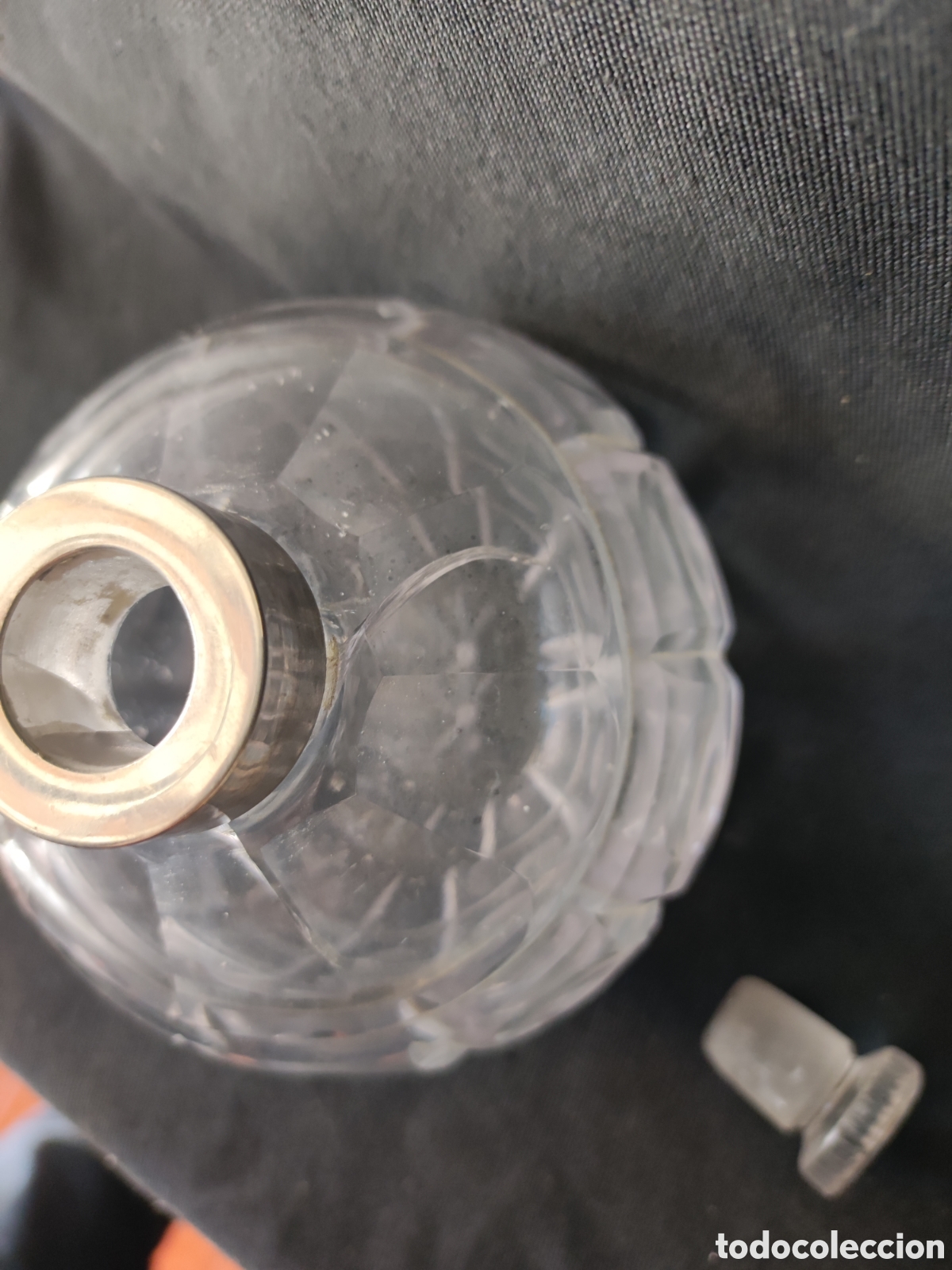 Antig&uuml;edades: Perfumero de cristal y casquillo plata - Foto 4