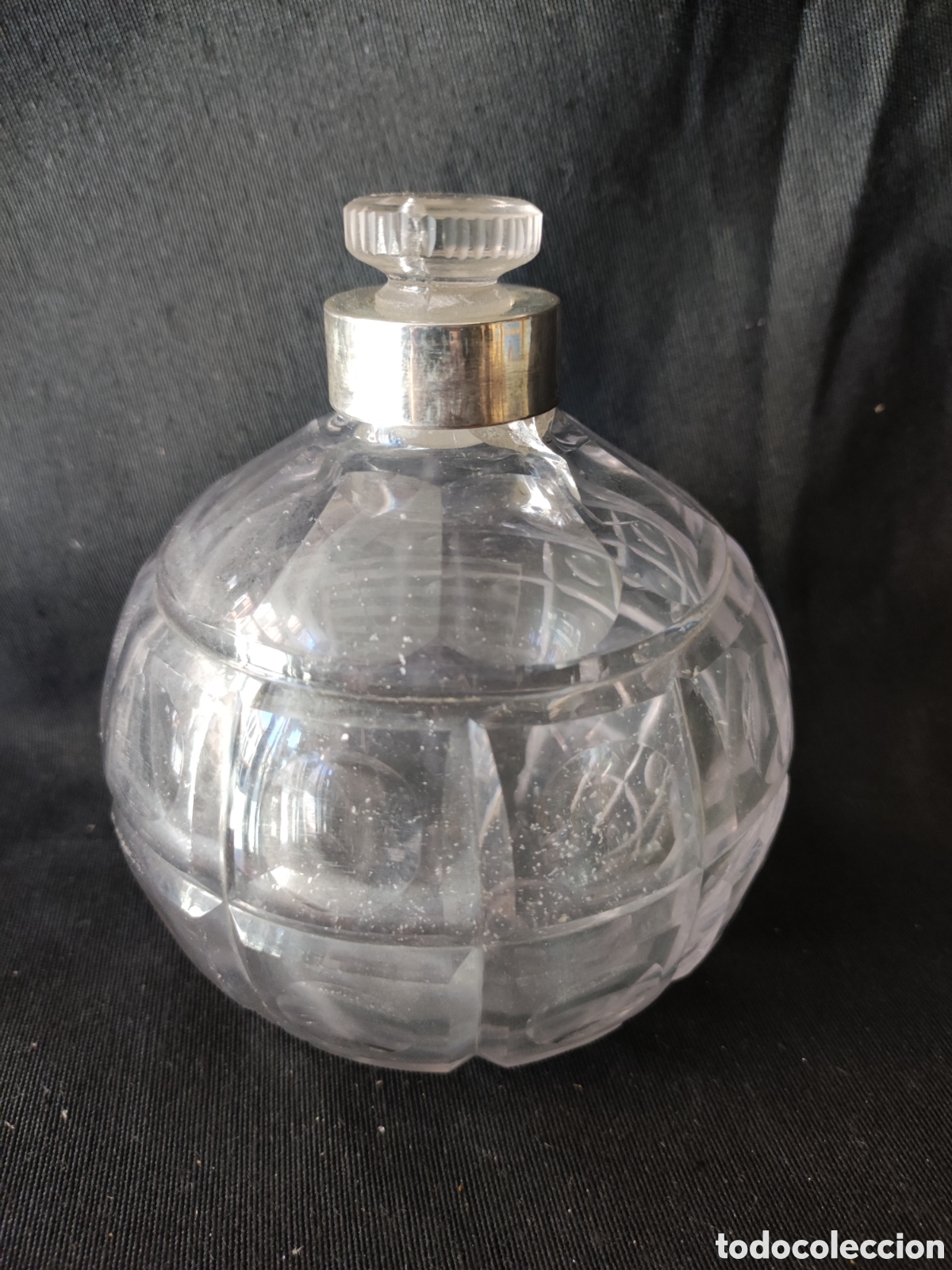 Antig&uuml;edades: Perfumero de cristal y casquillo plata - Foto 1