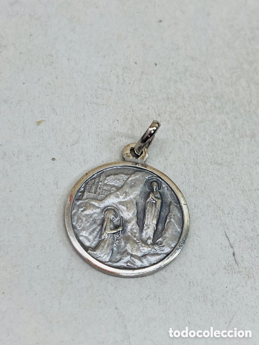 Antig&uuml;edades: Medalla religiosa met&aacute;lica - Foto 1