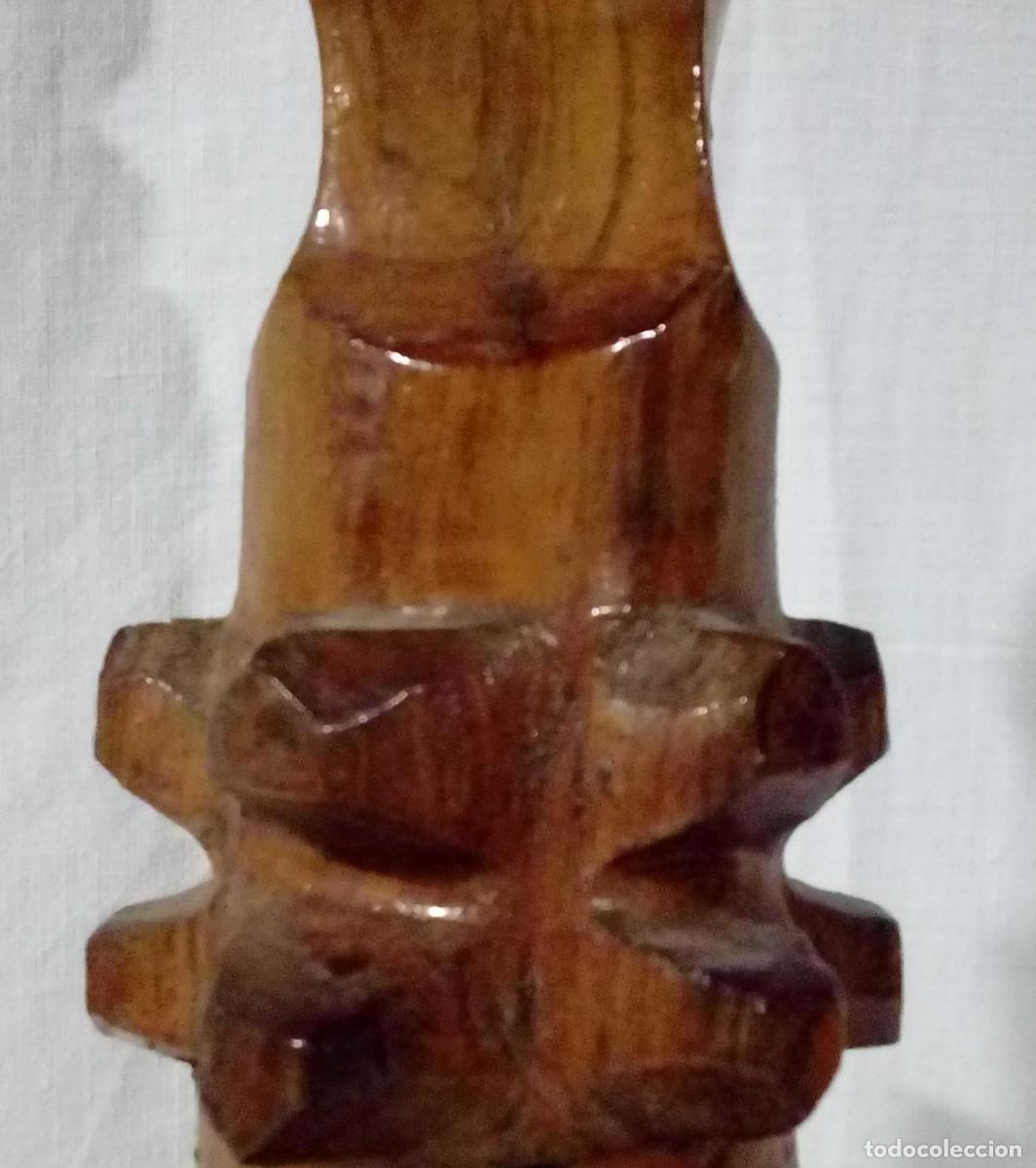 Antig&uuml;edades: Lampara de madera, 220v - Foto 3