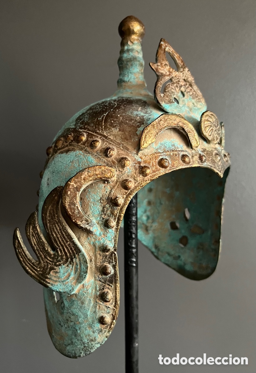 Antig&uuml;edades: Corona y M&aacute;scara de bronce - Foto 8