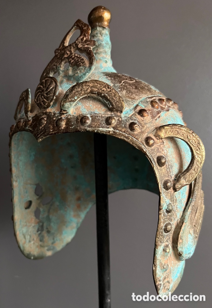Antig&uuml;edades: Corona y M&aacute;scara de bronce - Foto 9