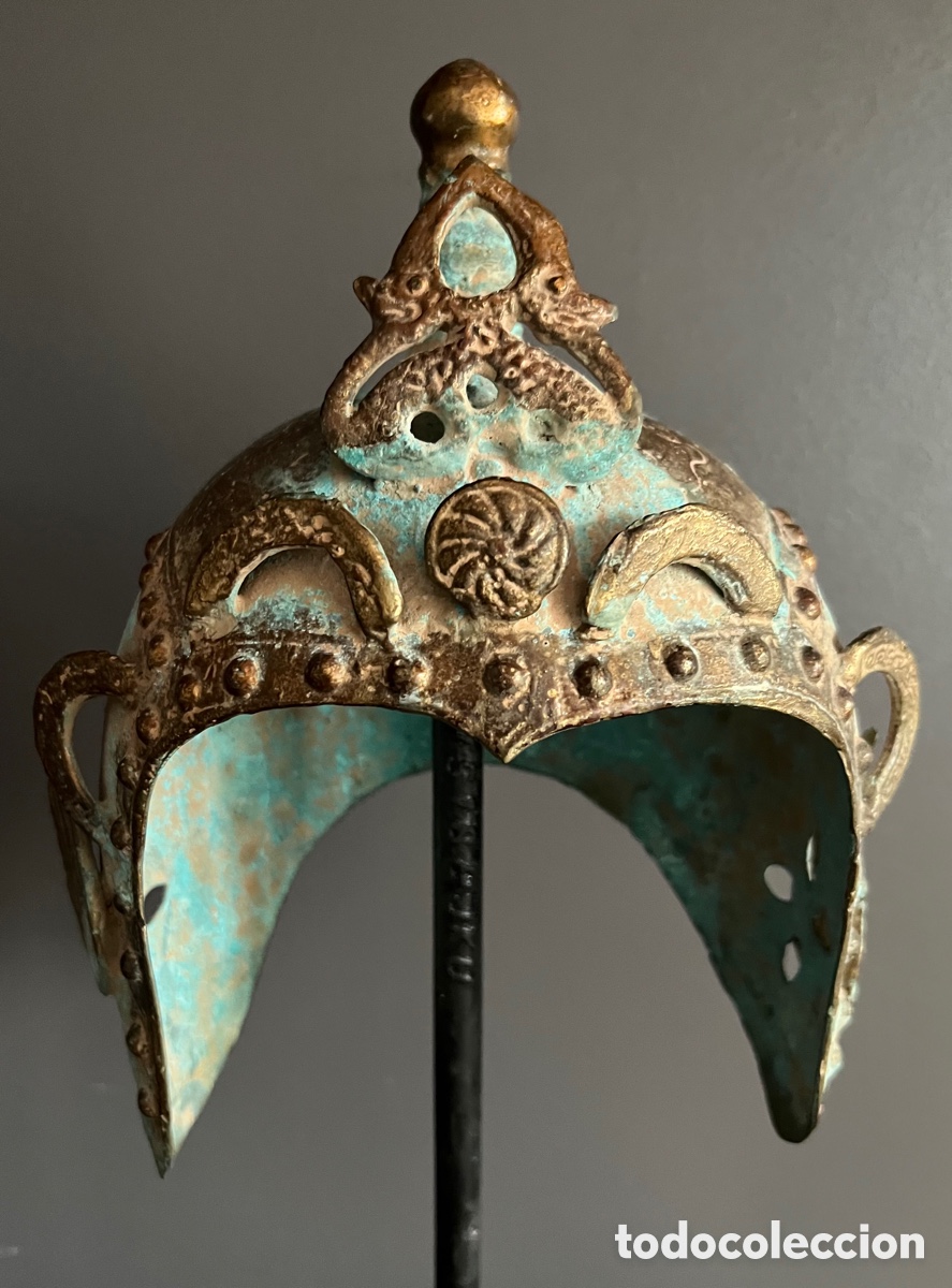 Antig&uuml;edades: Corona y M&aacute;scara de bronce - Foto 10
