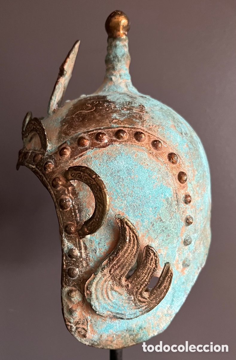Antig&uuml;edades: Corona y M&aacute;scara de bronce - Foto 11