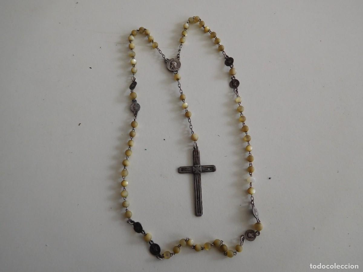 Antig&uuml;edades: Rosario antiguo de plata y bolas de n&aacute;car - Foto 1