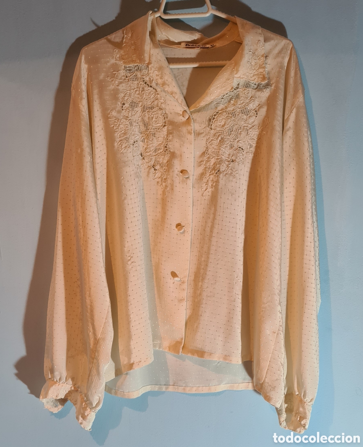 Antig&uuml;edades: Camisa vintage bordada. - Foto 4
