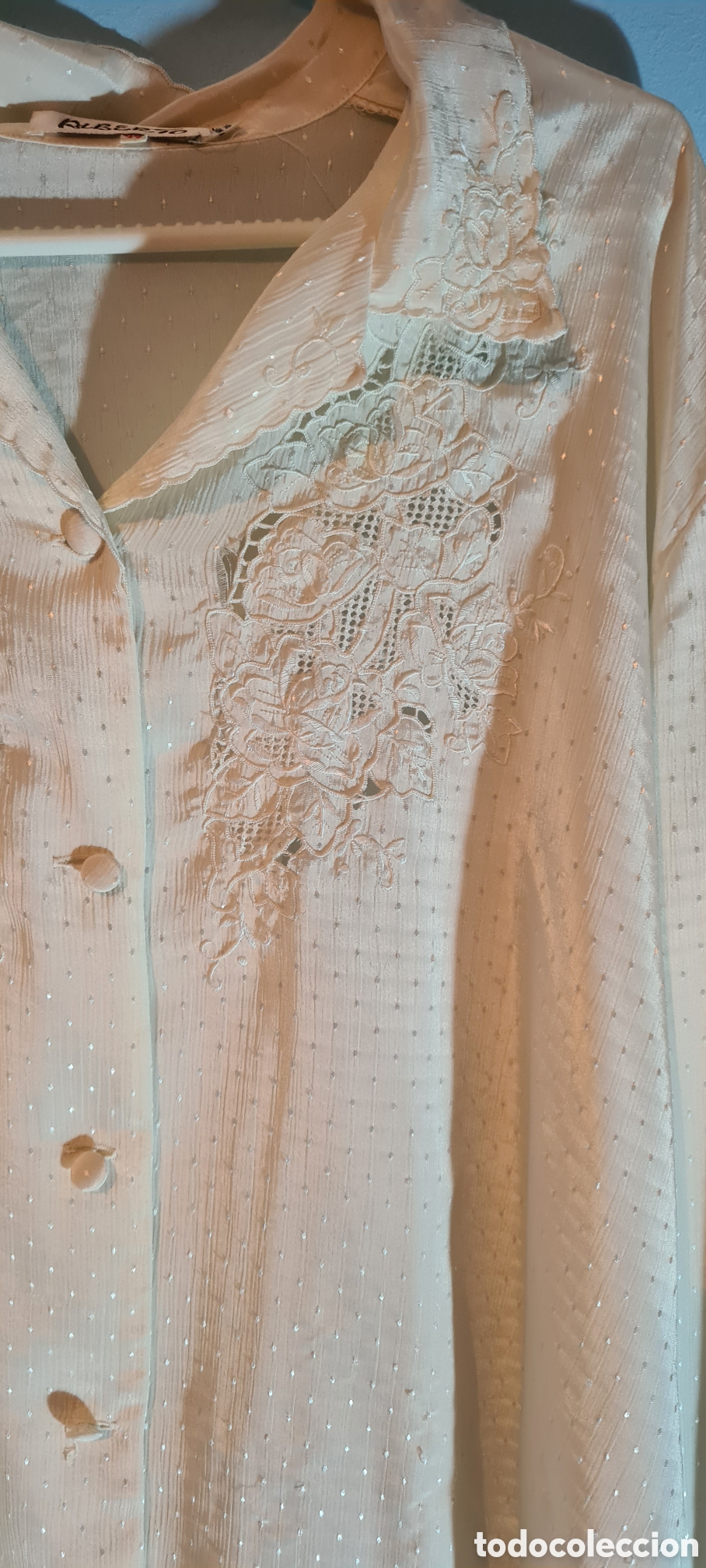 Antig&uuml;edades: Camisa vintage bordada. - Foto 1