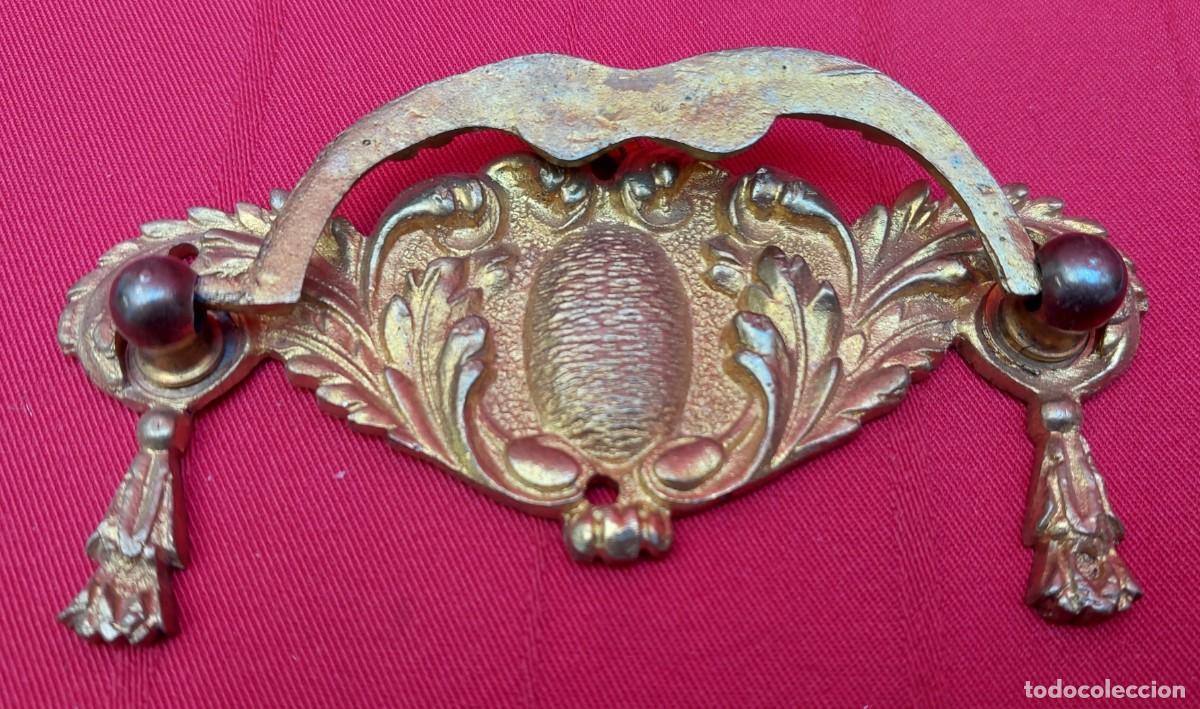 Antig&uuml;edades: TIRADOR DE BRONCE - Foto 3
