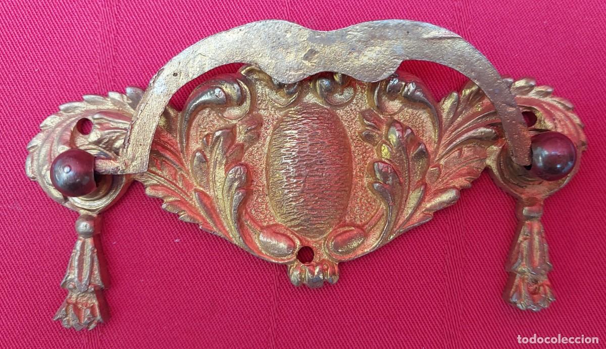 Antig&uuml;edades: TIRADOR DE BRONCE - Foto 4