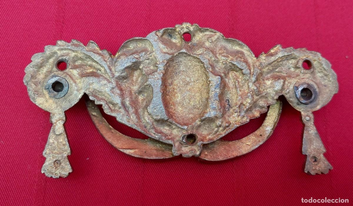 Antig&uuml;edades: TIRADOR DE BRONCE - Foto 5