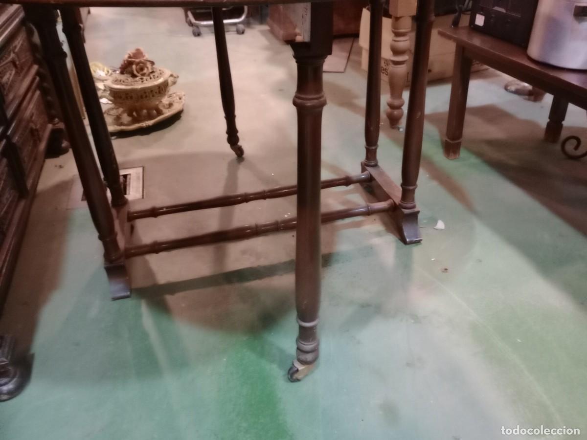 Antig&uuml;edades: mesa de alas - Foto 5