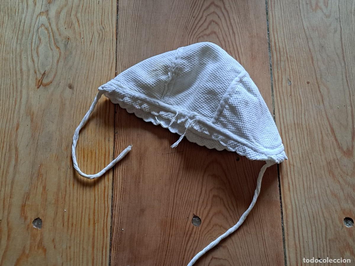 Antig&uuml;edades: Antiguo gorrito de beb&eacute;. S. XX. - Foto 2
